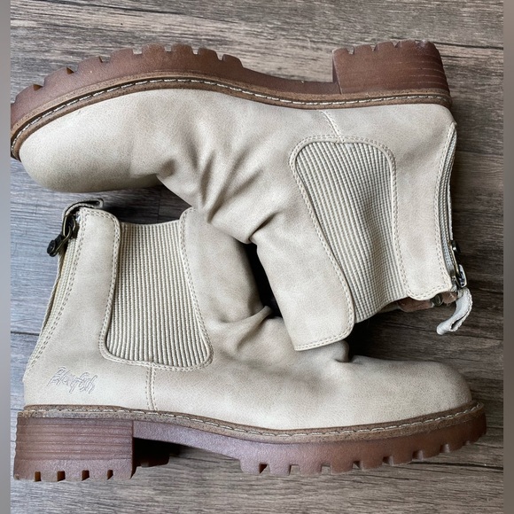 NWOT Blowfish Women’s Ankle Boots Size 6 - Picture 11 of 12